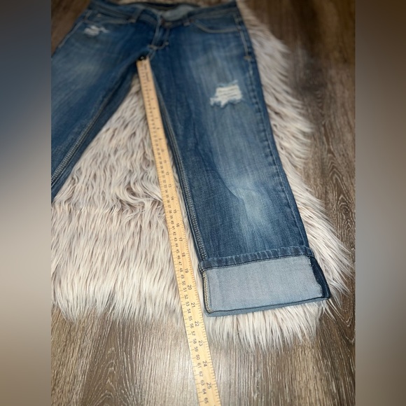 People’s liberation women’s distressed blue jeans capris - Picture 9 of 12